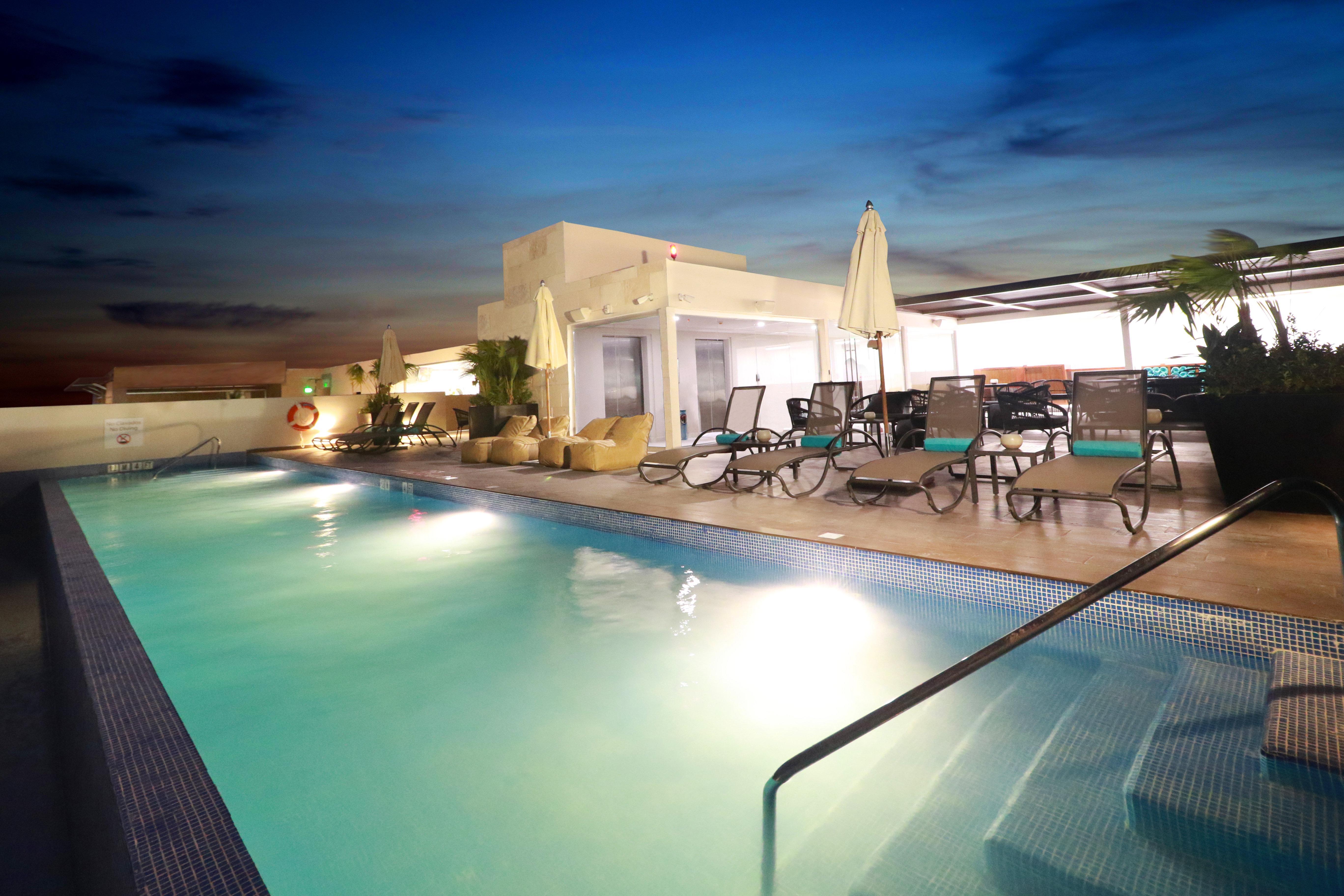 Holiday Inn Express & Suites - Playa Del Carmen, An Ihg Hotel Kültér fotó